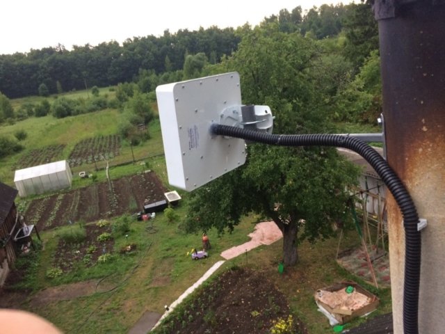 Установка антенны на неработающую дымовую трубу Деревня Песковатское Суворовского района, безлимитный интернет в частный дом.